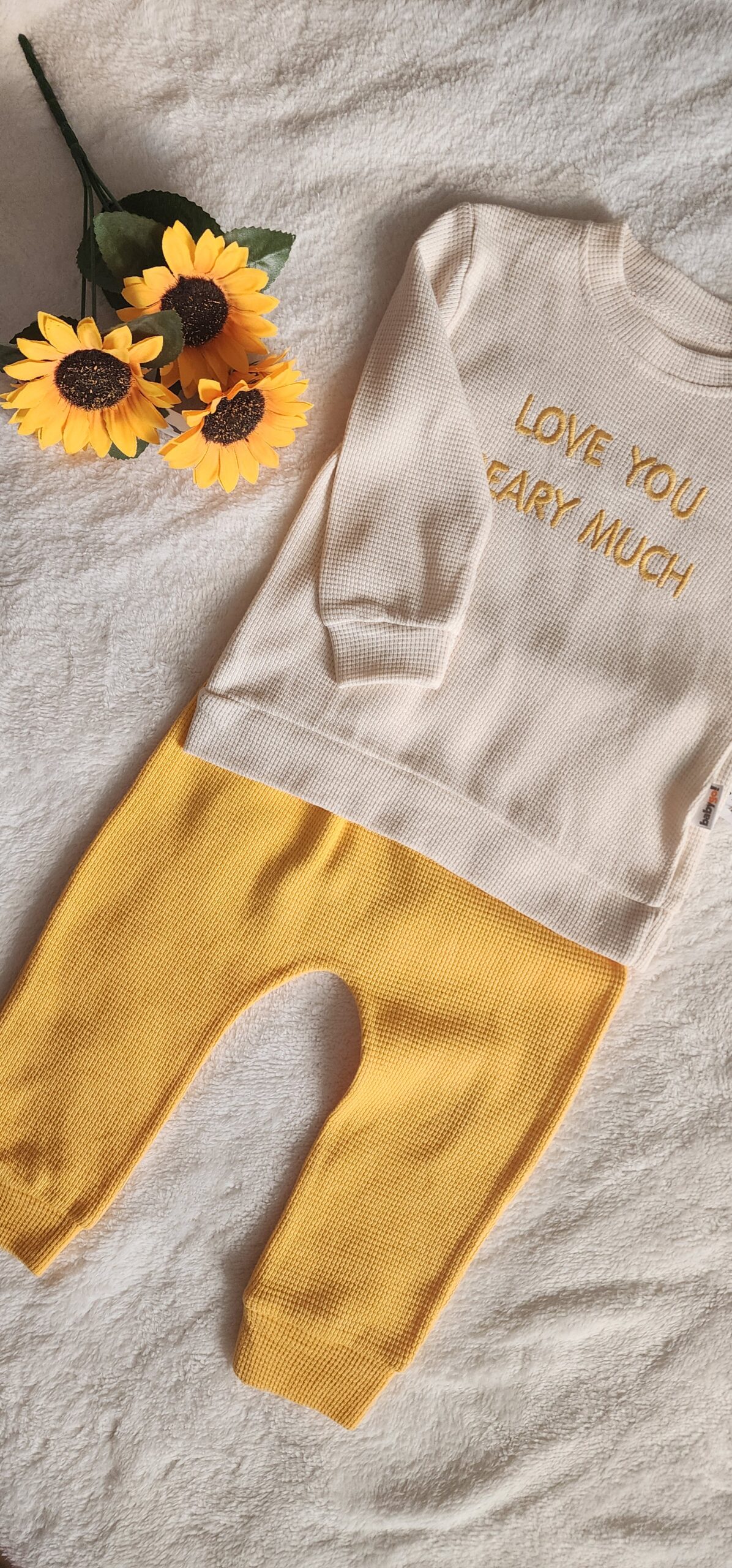 "LOVE YOU BEARY MUCH" Yazılı Bebek İkili Takım - Sarı & Krem | %100 Pamuk - Görsel 2